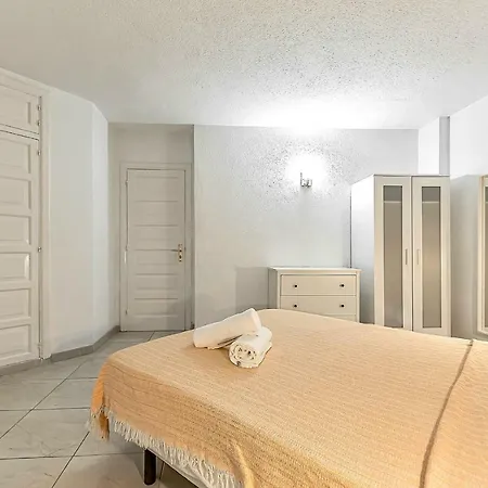 San Marino One Bedroom *